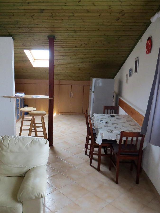 House Elan Leilighet Kornić Eksteriør bilde